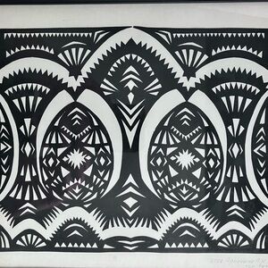 UKRAINIAN VYTYNANKY Paper Cut Out / Artist L.N. LAPUCHINA / Signed 2001 / RARE